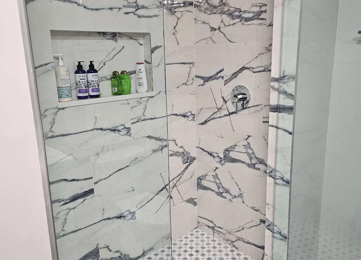 Updated 3 Bedroom Downtown Pilsen *