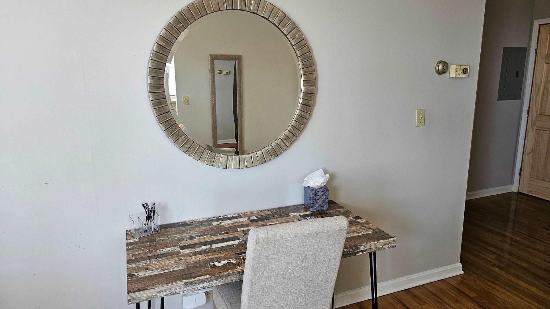 Apartment Two Bedroom West Loop