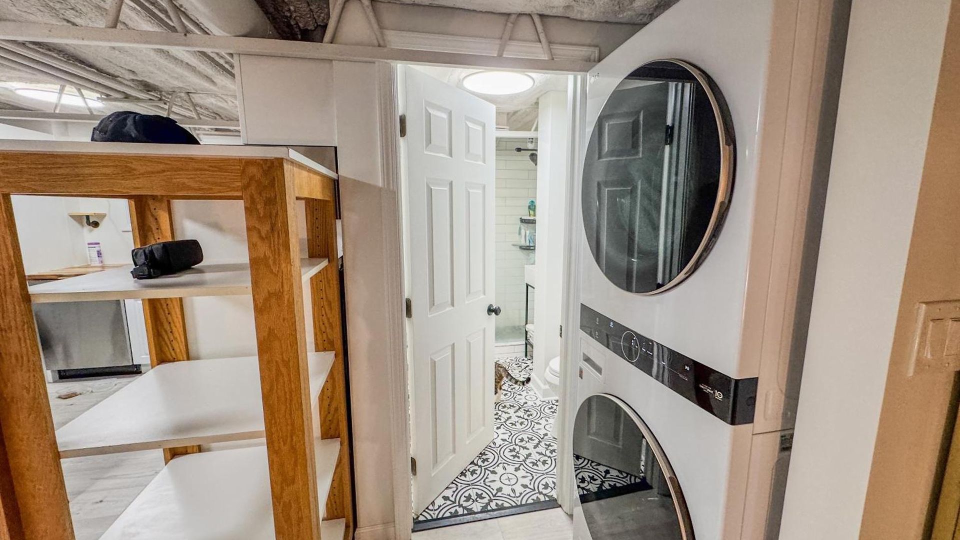 Comfort West Urban Loft House Apartment