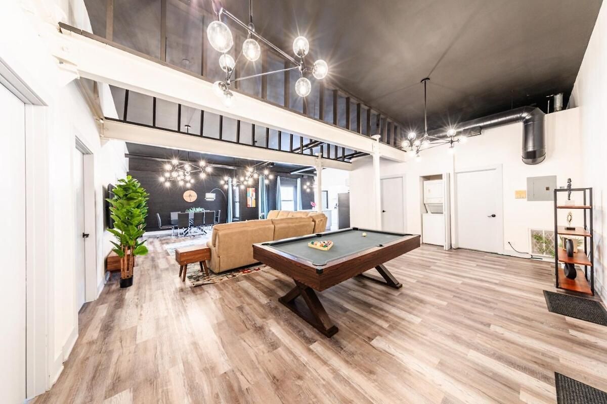 Luxury 5br W/ King Bed & Pool Table Near Chinatown