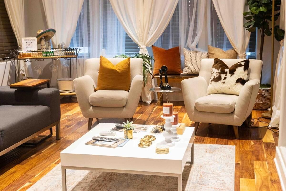 2level Duplex With Jaccuzi-gem In 4bd&3ba Chicago
