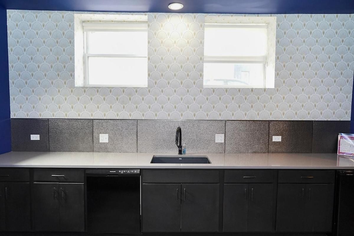 Modern 4br Pilsen Retreat Near Illinois Medical District & Downtown Apartment *