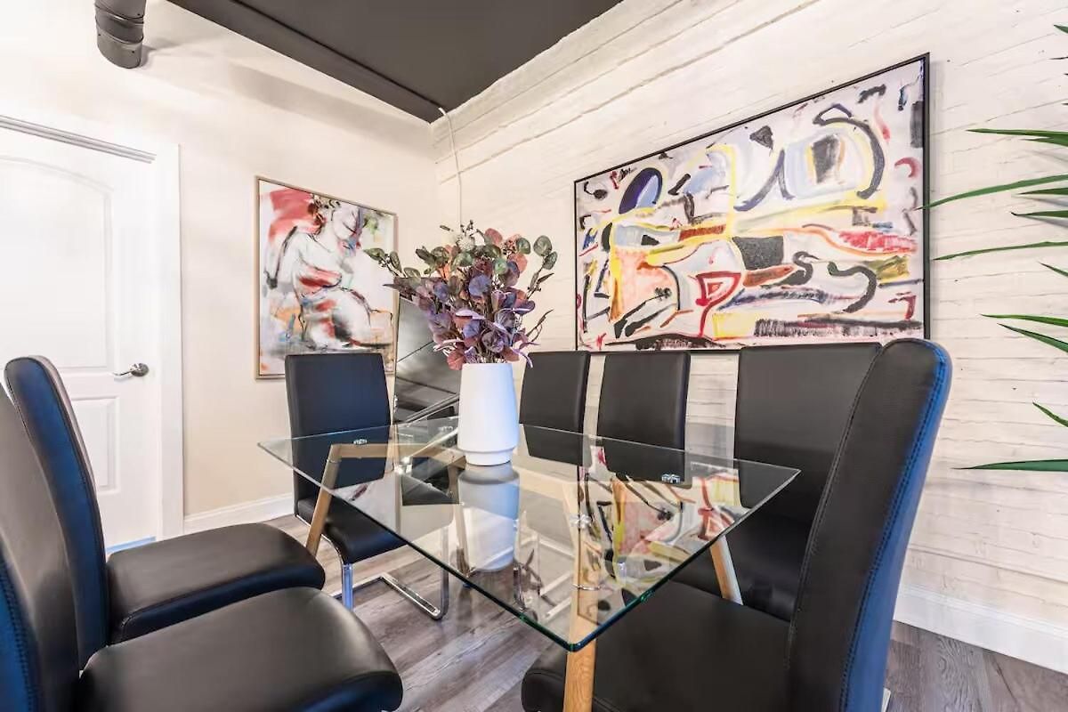 4br Hideaway Close To Downtown & Museums Apartment *