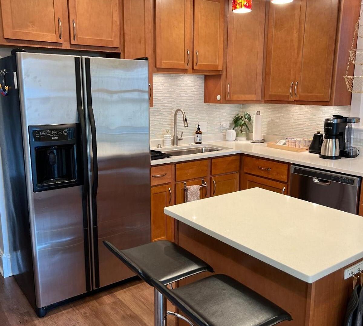Inner-city Experience, Next Stop! Apartment