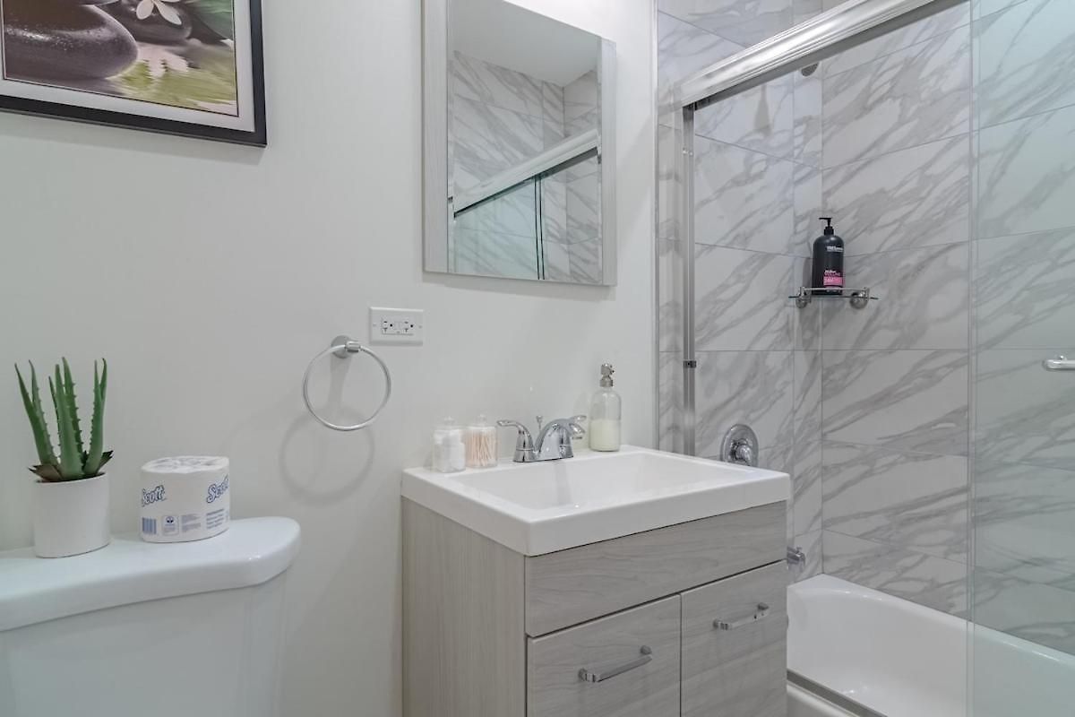 Spacious 3br Smoke Ok Near Mccormick Place Apartment Chicago