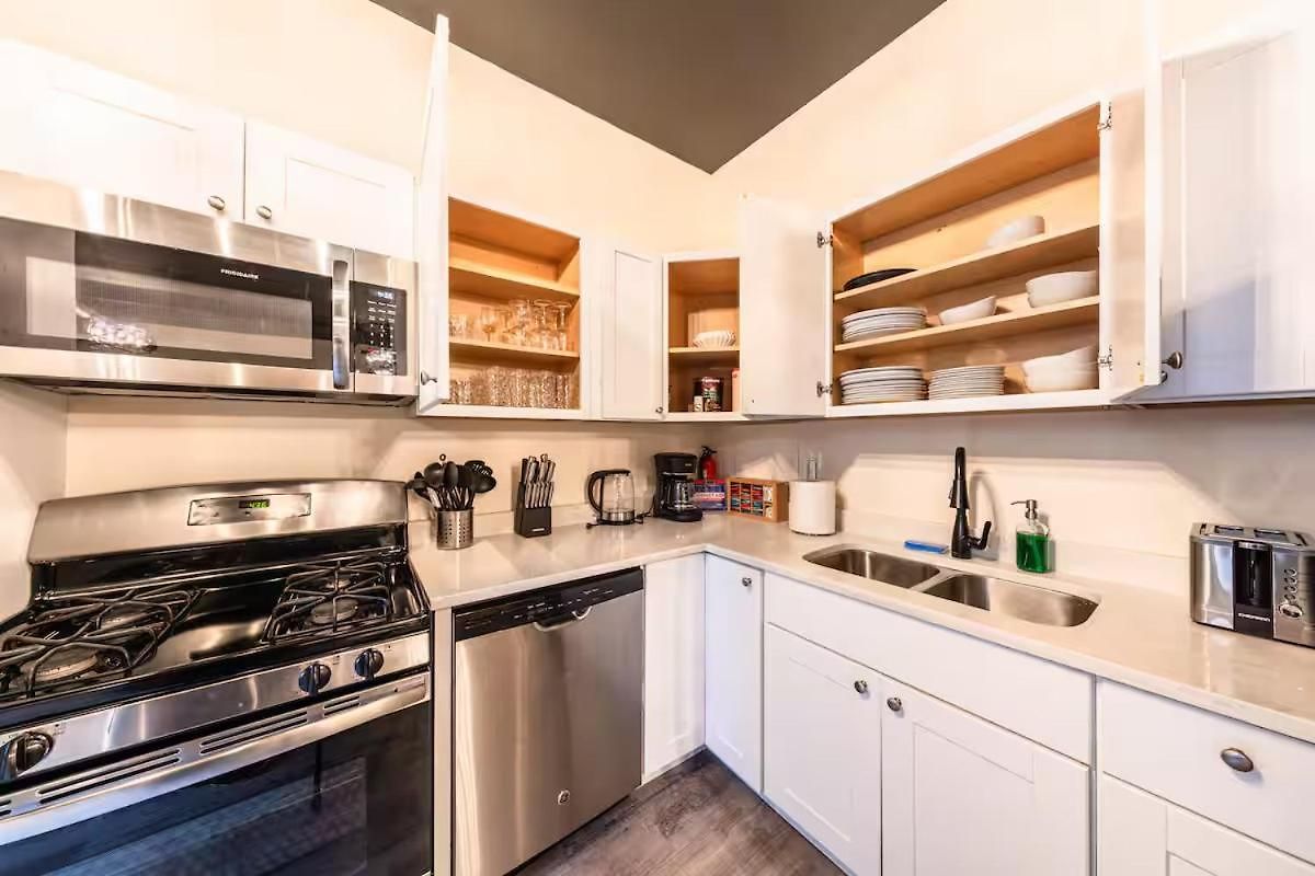 4br Hideaway Close To Downtown & Museums