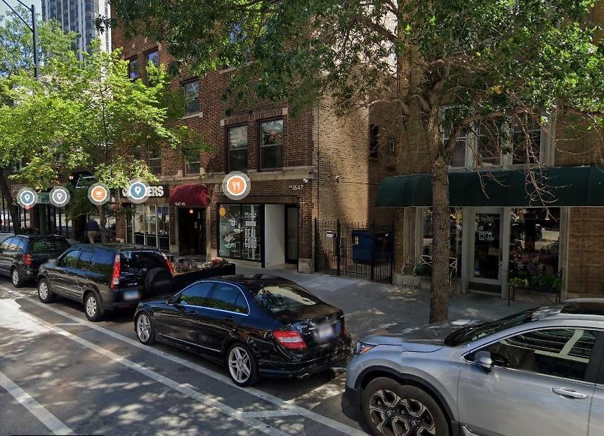 Apartment Updated 1 Bedroom In The Location! Chicago