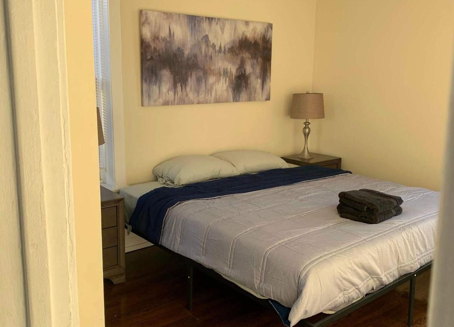 North Apartment *