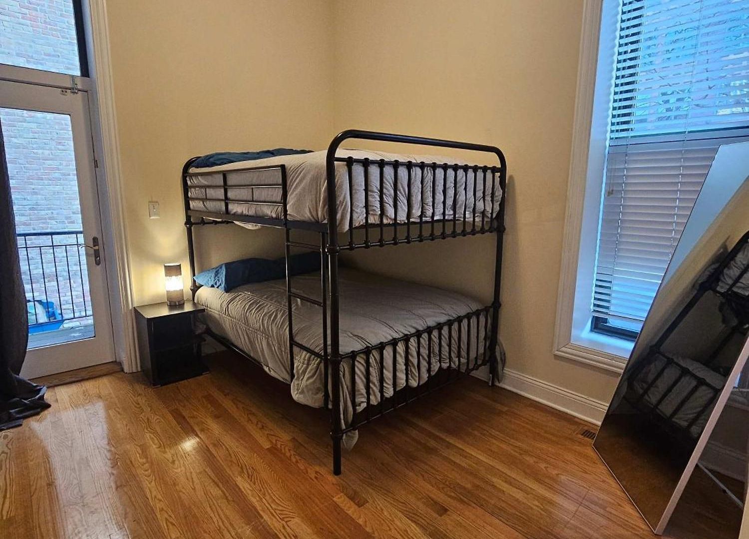 Apartment Gold Coast Downtown Sleeps 20 Chicago
