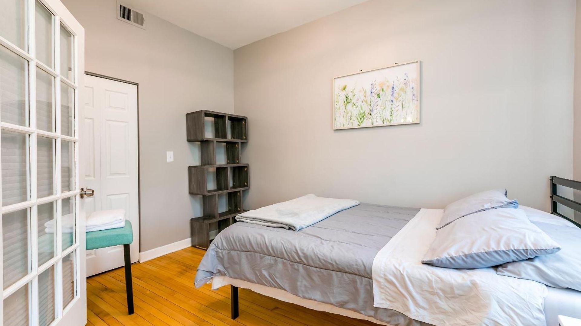 Logan Sq 4br - Free Parking - Near Nightlife & Dt Apartment Chicago