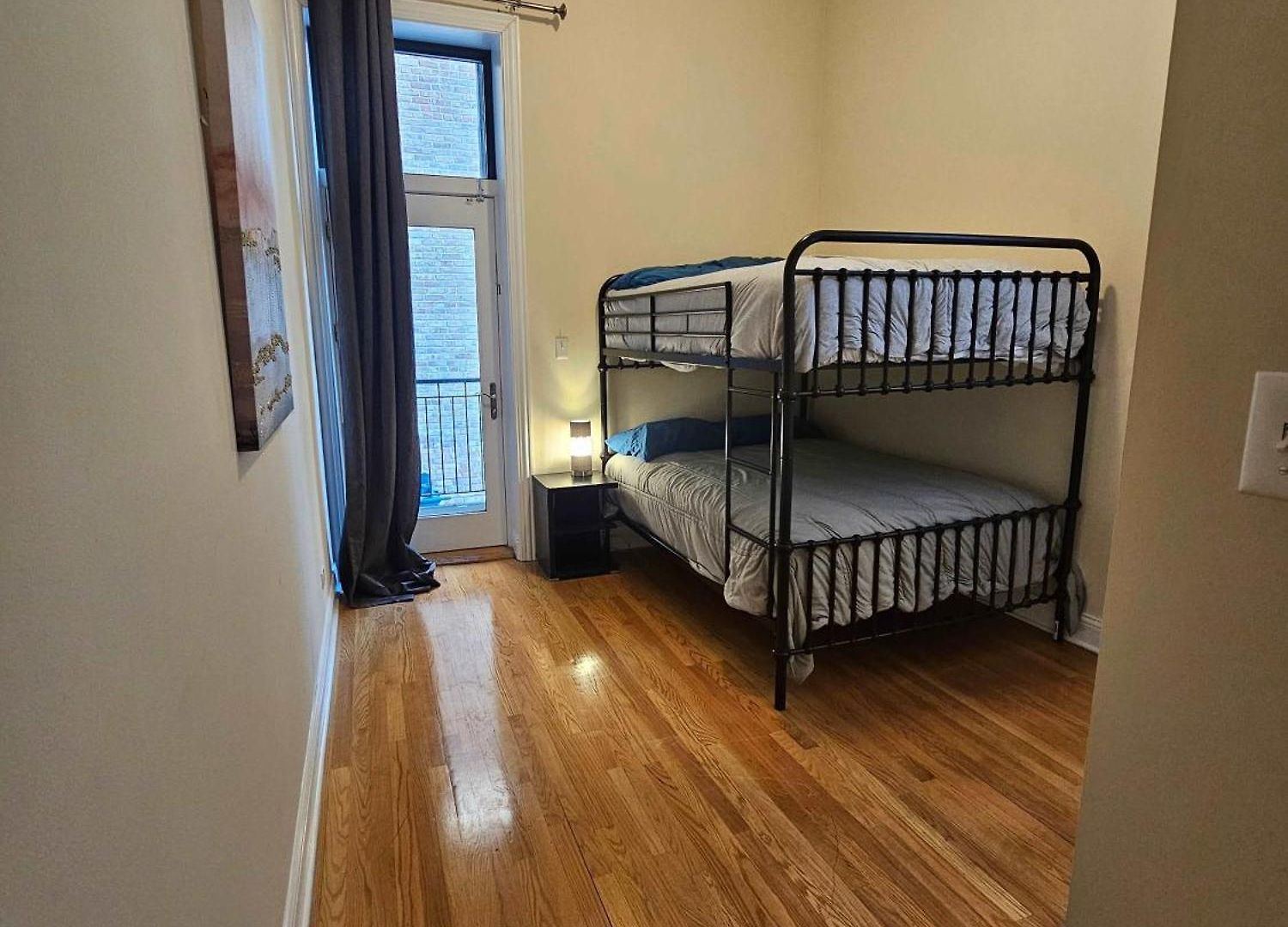 Apartment Gold Coast Downtown Sleeps 20 *