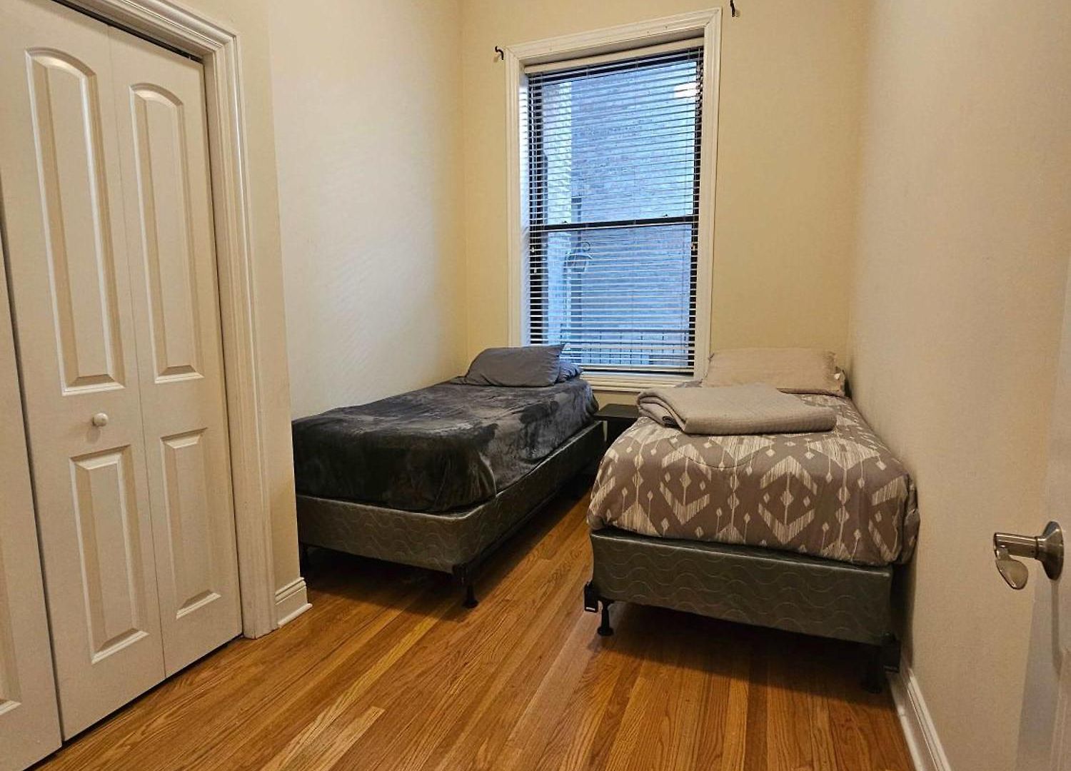 Gold Coast Downtown Sleeps 20 Chicago