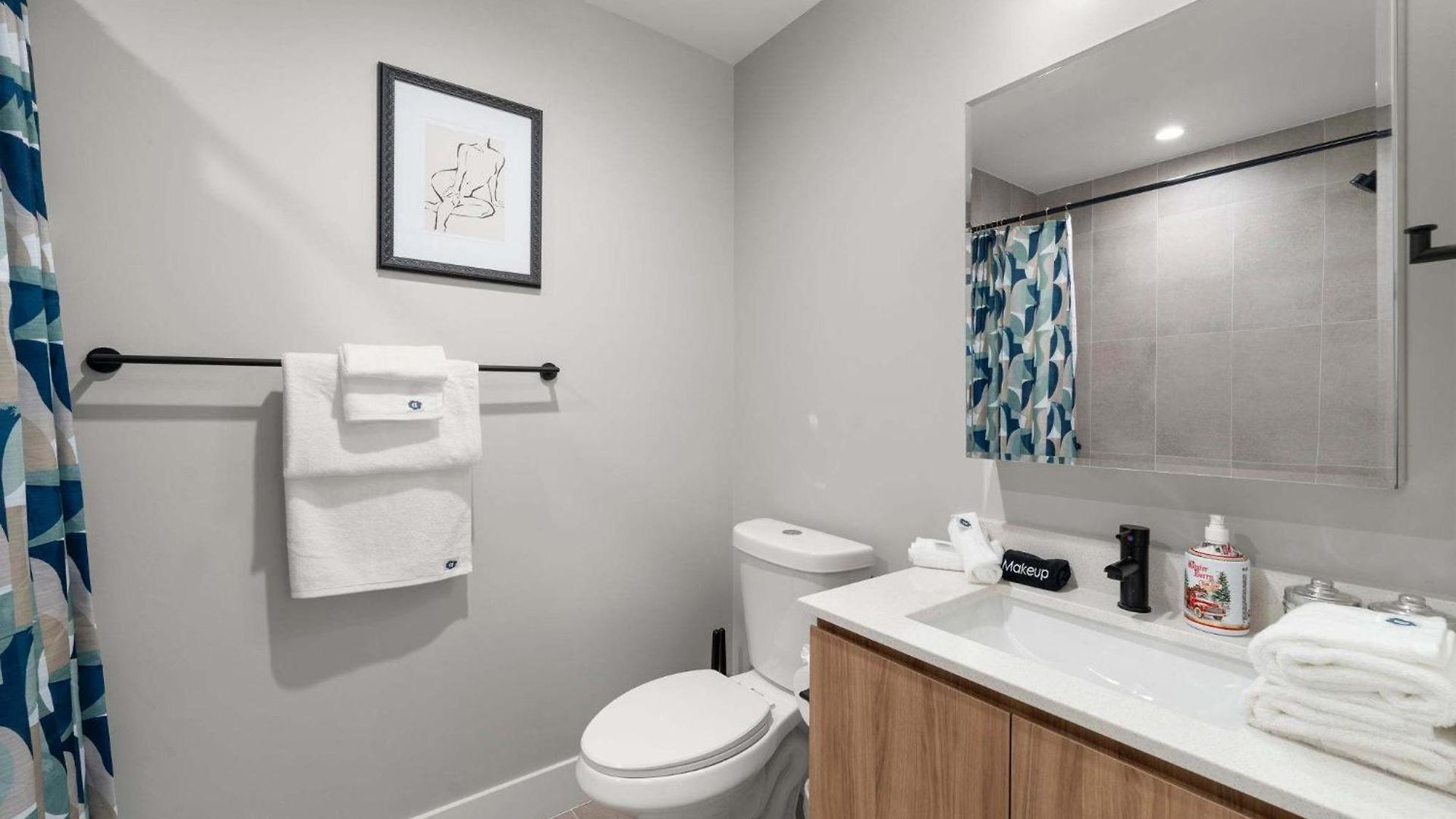 Apartment 2bd 2ba Condo- Steps To With Gym & Parking Chicago