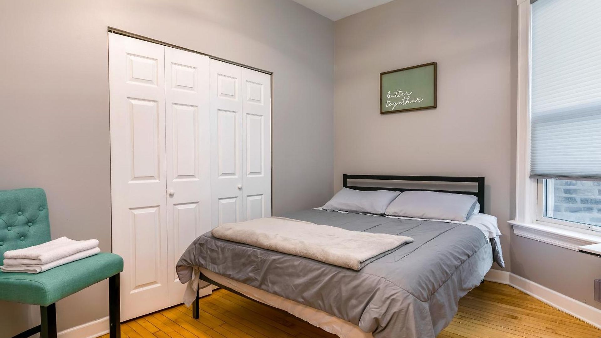 Logan Sq 4br - Free Parking - Near Nightlife & Dt Apartment *