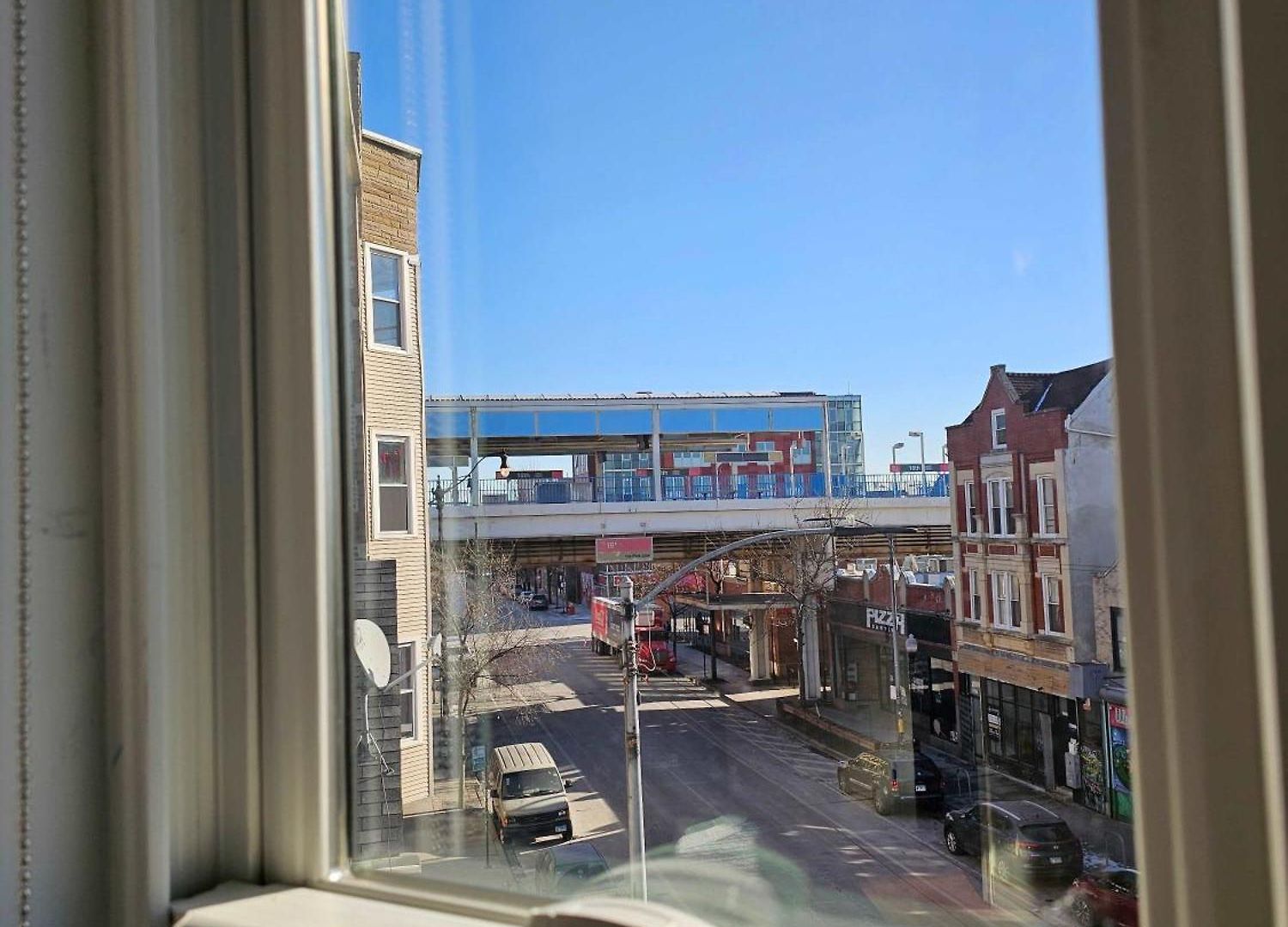 Apartment Updated 3 Bedroom Downtown Pilsen Chicago
