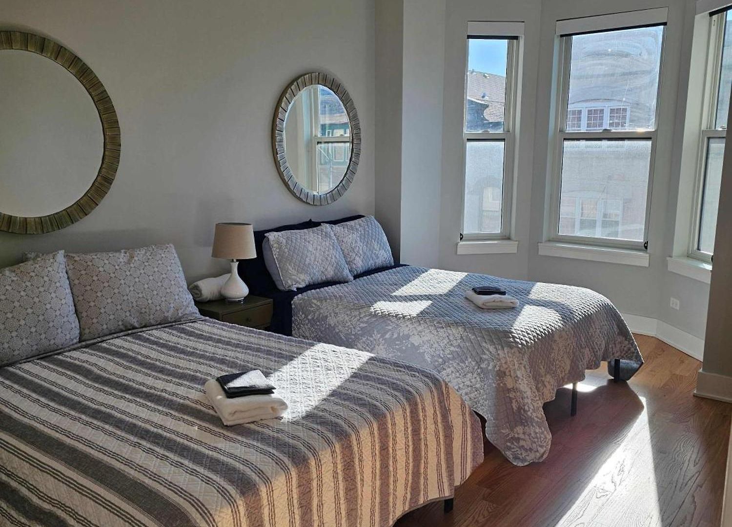 Apartment Updated 3 Bedroom Downtown Pilsen Chicago