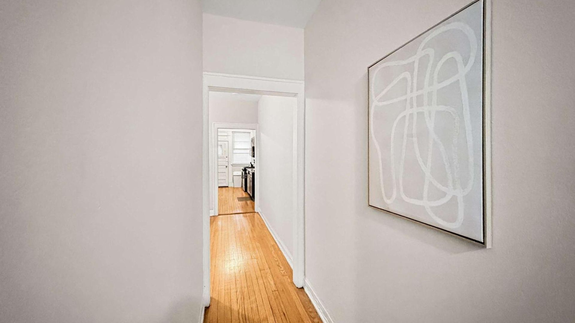 3br Spacious In - Newgard Rep