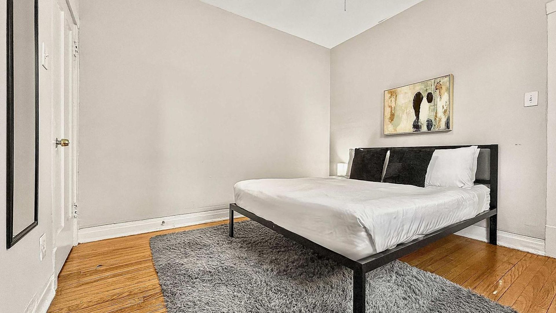 3br Spacious In - Newgard Rep *