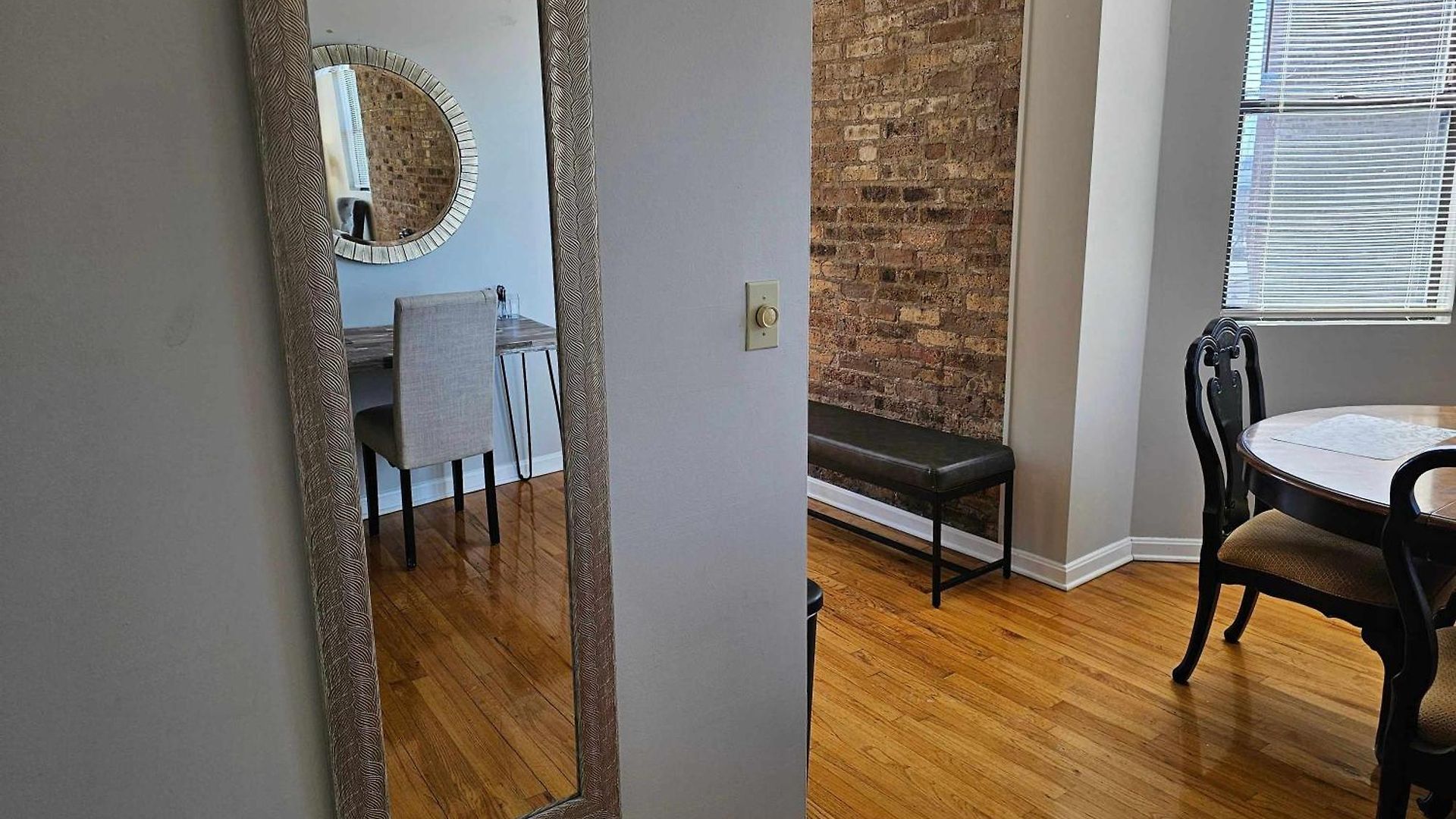 Apartment Two Bedroom West Loop Chicago