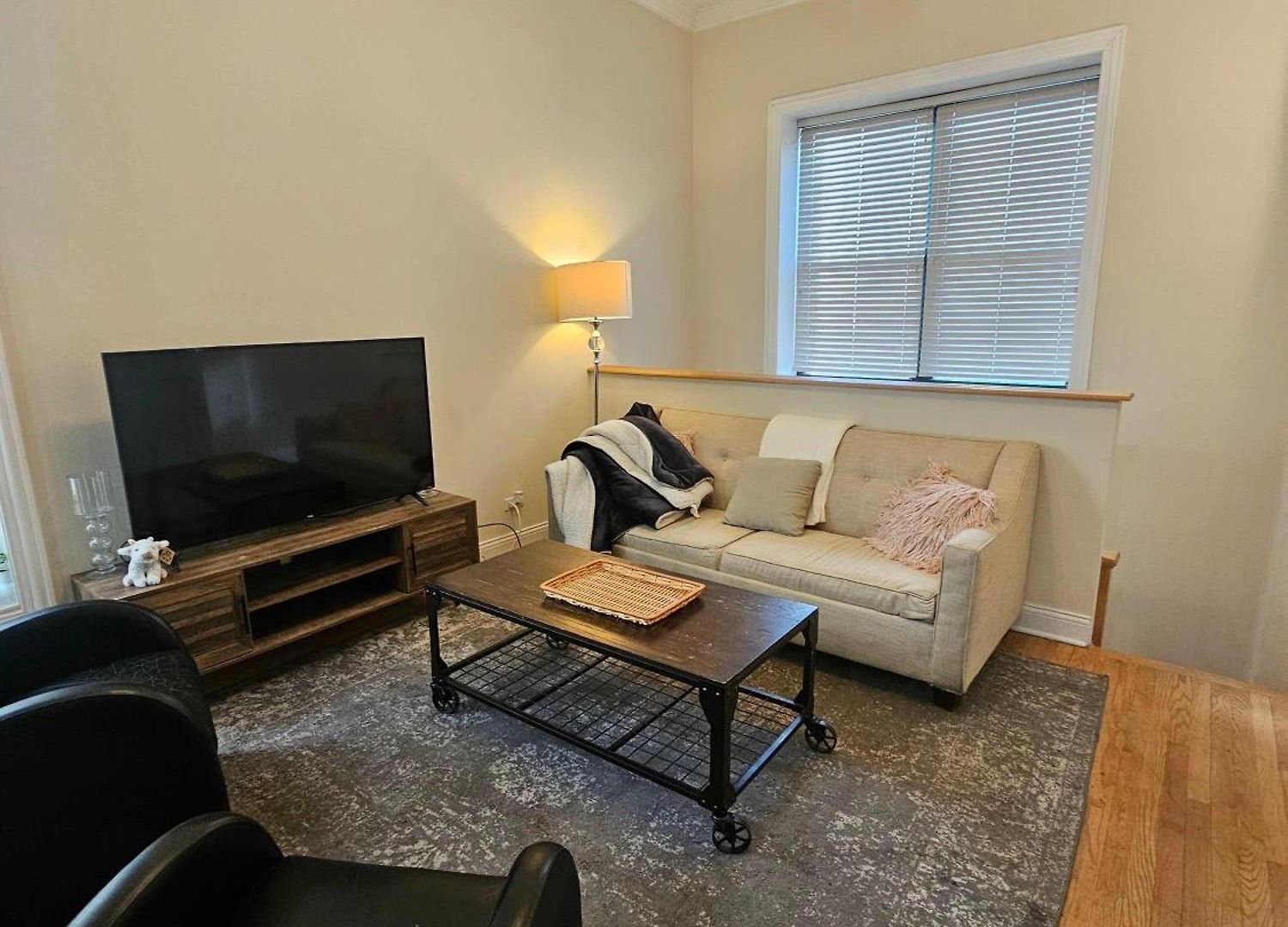 Apartment Gold Coast Downtown Sleeps 20 *