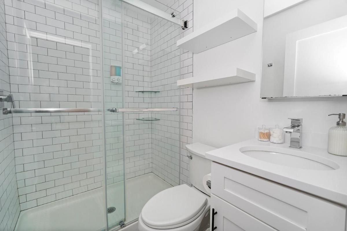 Modern 4br Pilsen Retreat Near Illinois Medical District & Downtown *