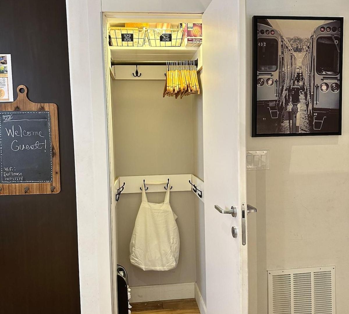 Apartment 2level Duplex With Jaccuzi-gem In 4bd&3ba *