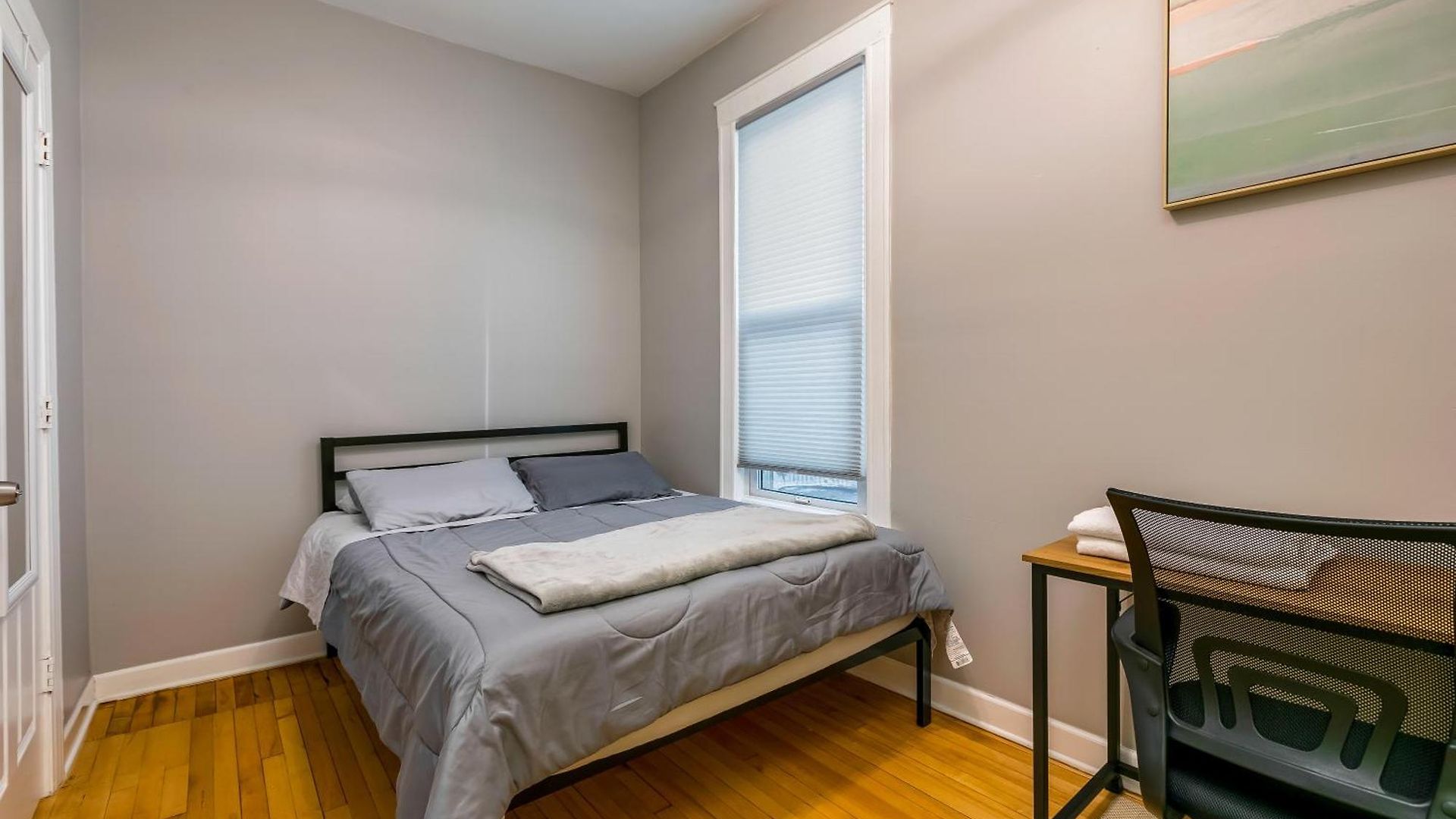 Logan Sq 4br - Free Parking - Near Nightlife & Dt Apartment *