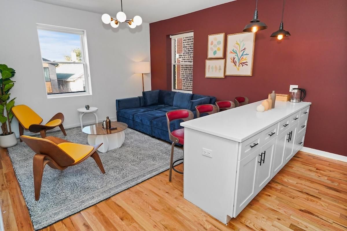 Modern 4br Pilsen Retreat Near Illinois Medical District & Downtown * Chicago