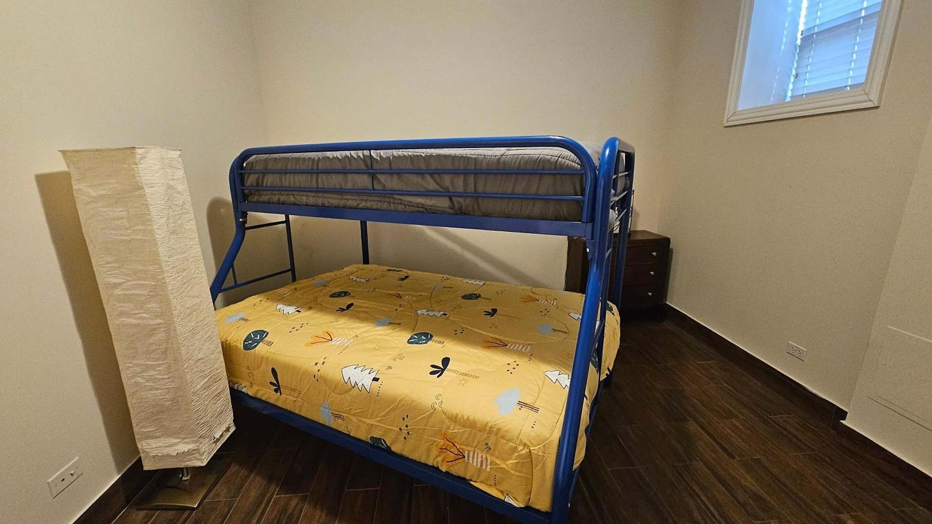 Gold Coast Downtown Sleeps 20 * Chicago