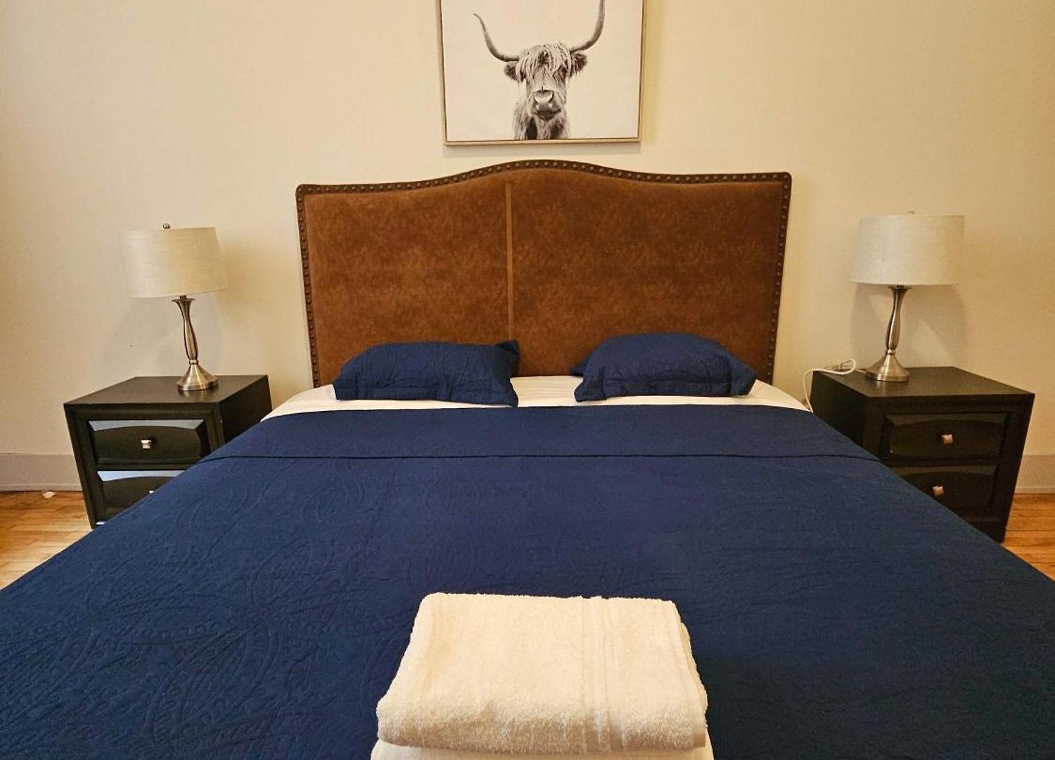 4 Bedroom Sleeps 20 People