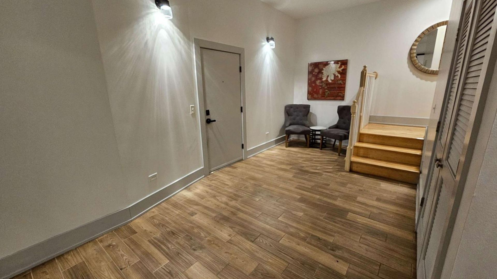 4 Bedroom Sleeps 20 People *