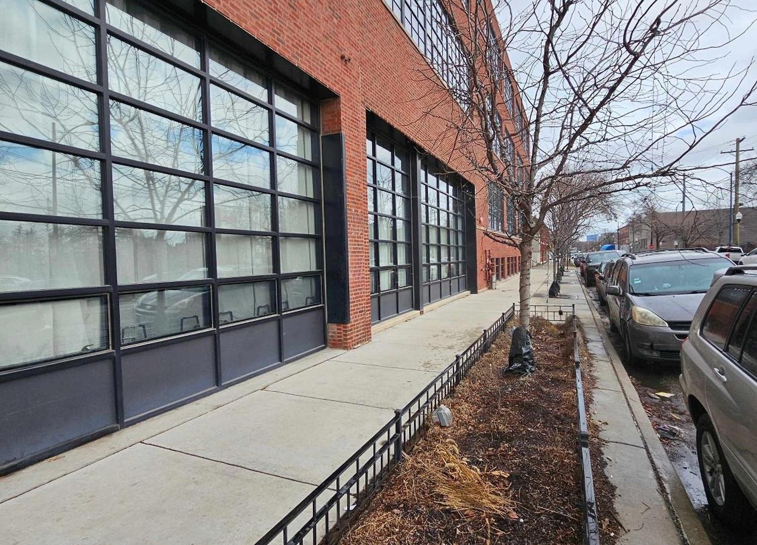 4 Bedroom Sleeps 20 People Apartment