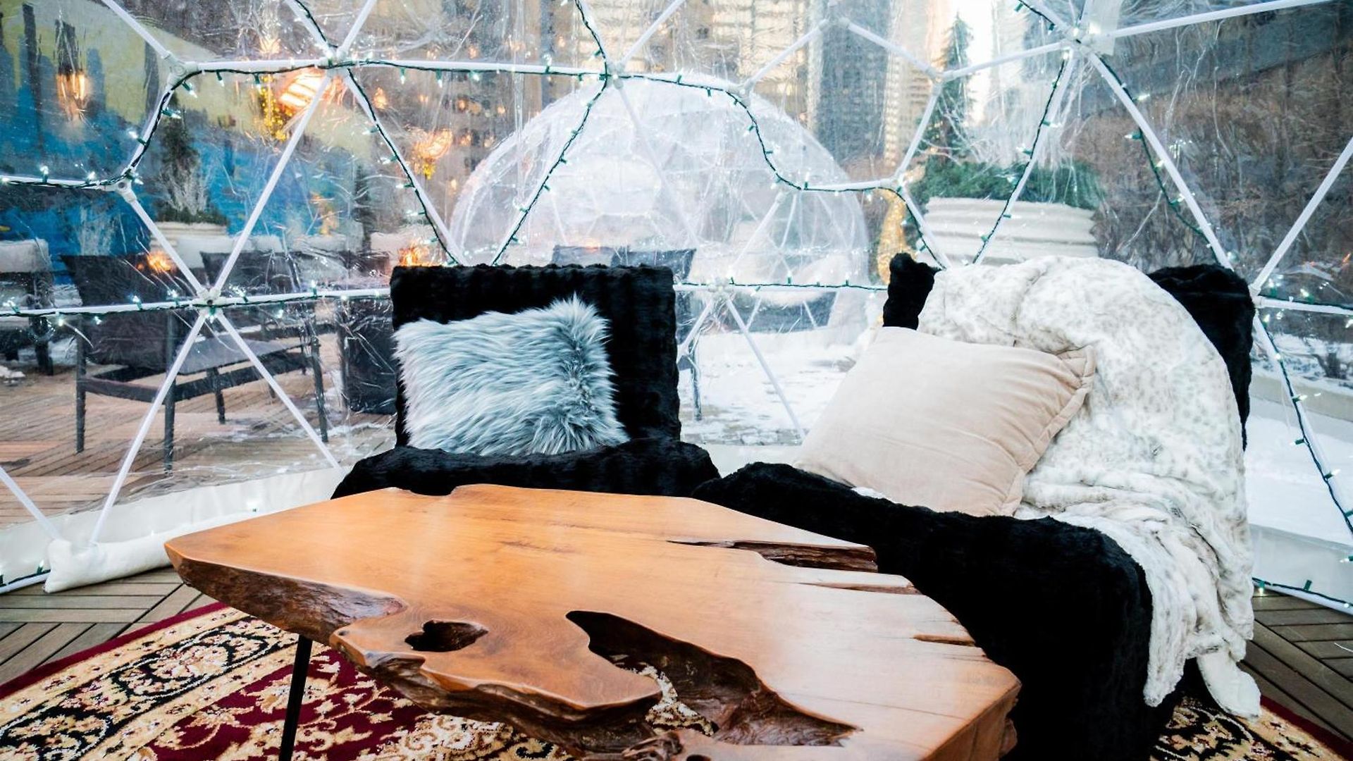 Doubletree By Hilton Magnificent Mile 4*