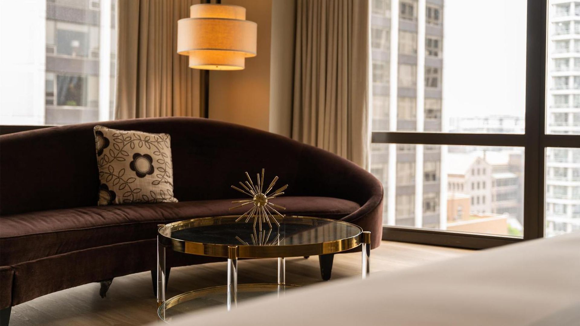 Thompson Chicago, By Hyatt Hotel