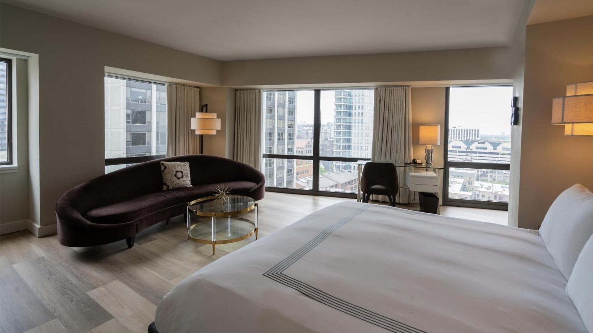 Thompson Chicago, By Hyatt 4* Chicago