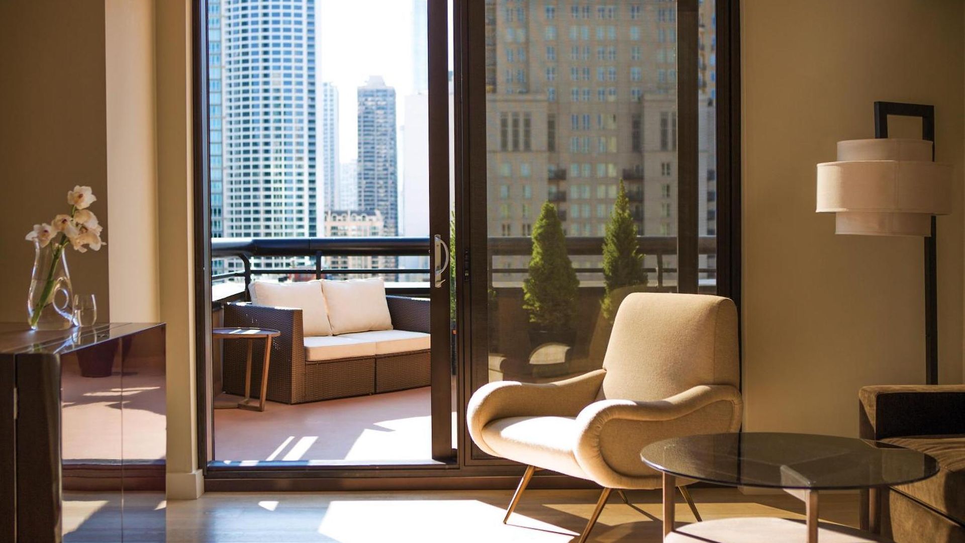 Thompson Chicago, By Hyatt Hotel Chicago