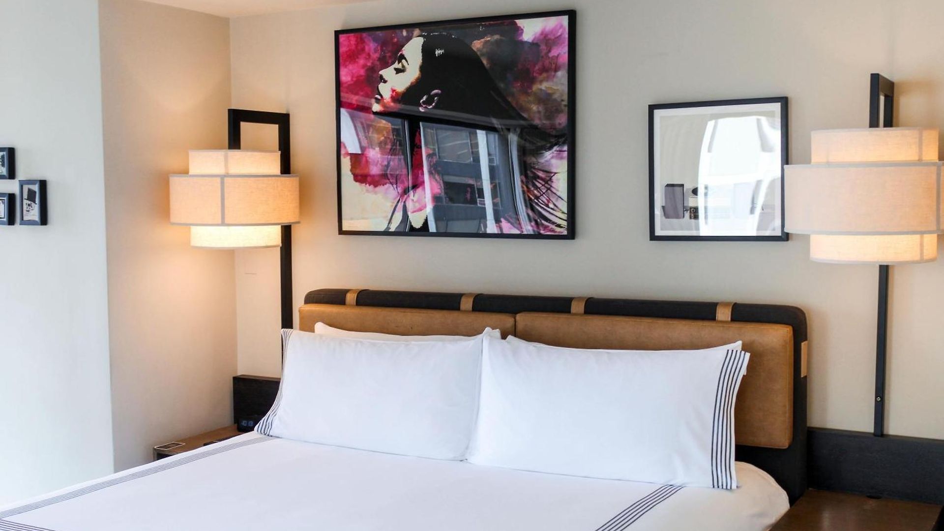 Thompson Chicago, By Hyatt Hotel
