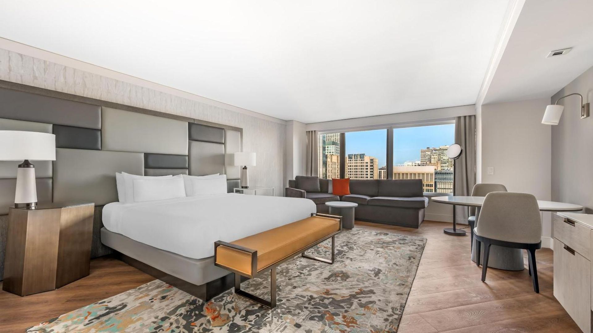 Hilton Grand Vacations Club Magnificent Mile Hotel