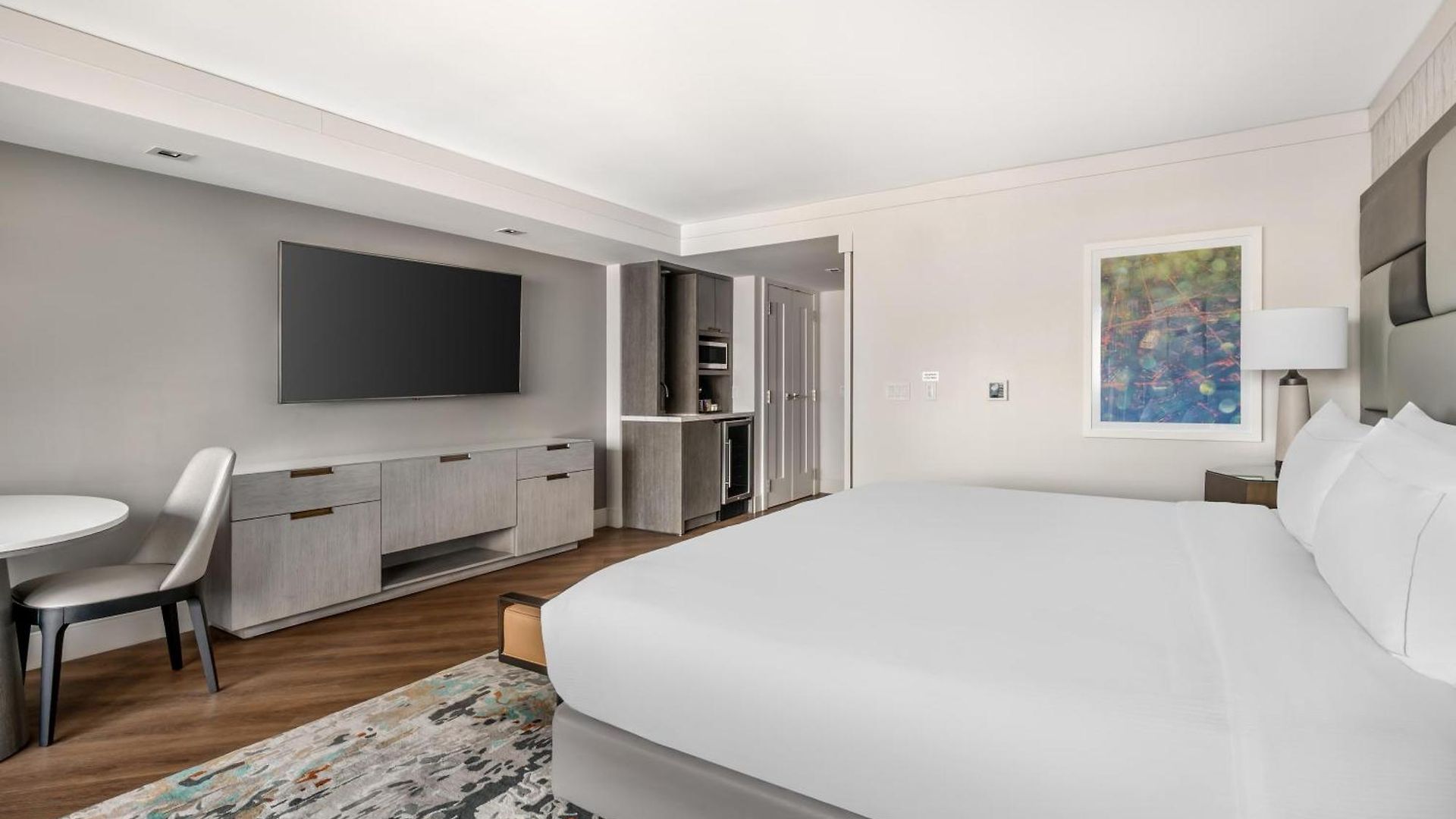 Hilton Grand Vacations Club Magnificent Mile Hotel 3*