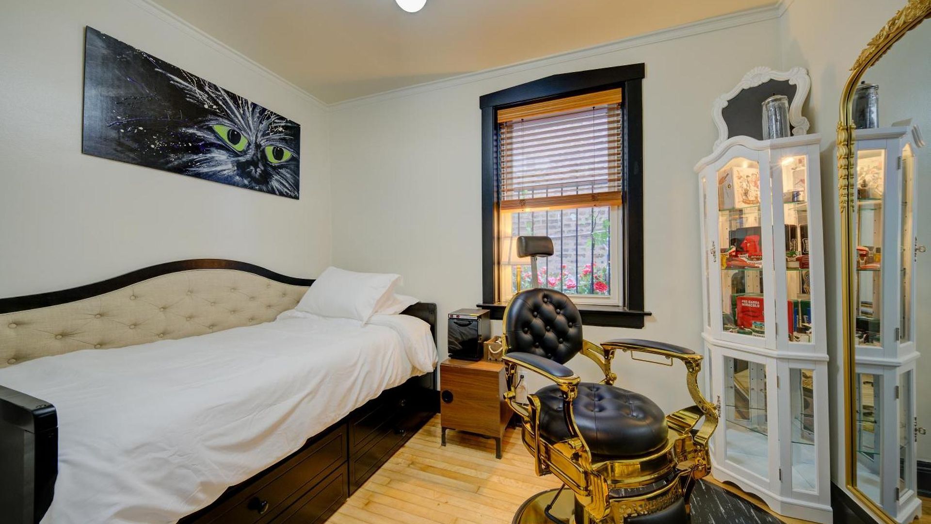 The Twin Lions: Bespoke Travel W/ Speakeasy* Chicago