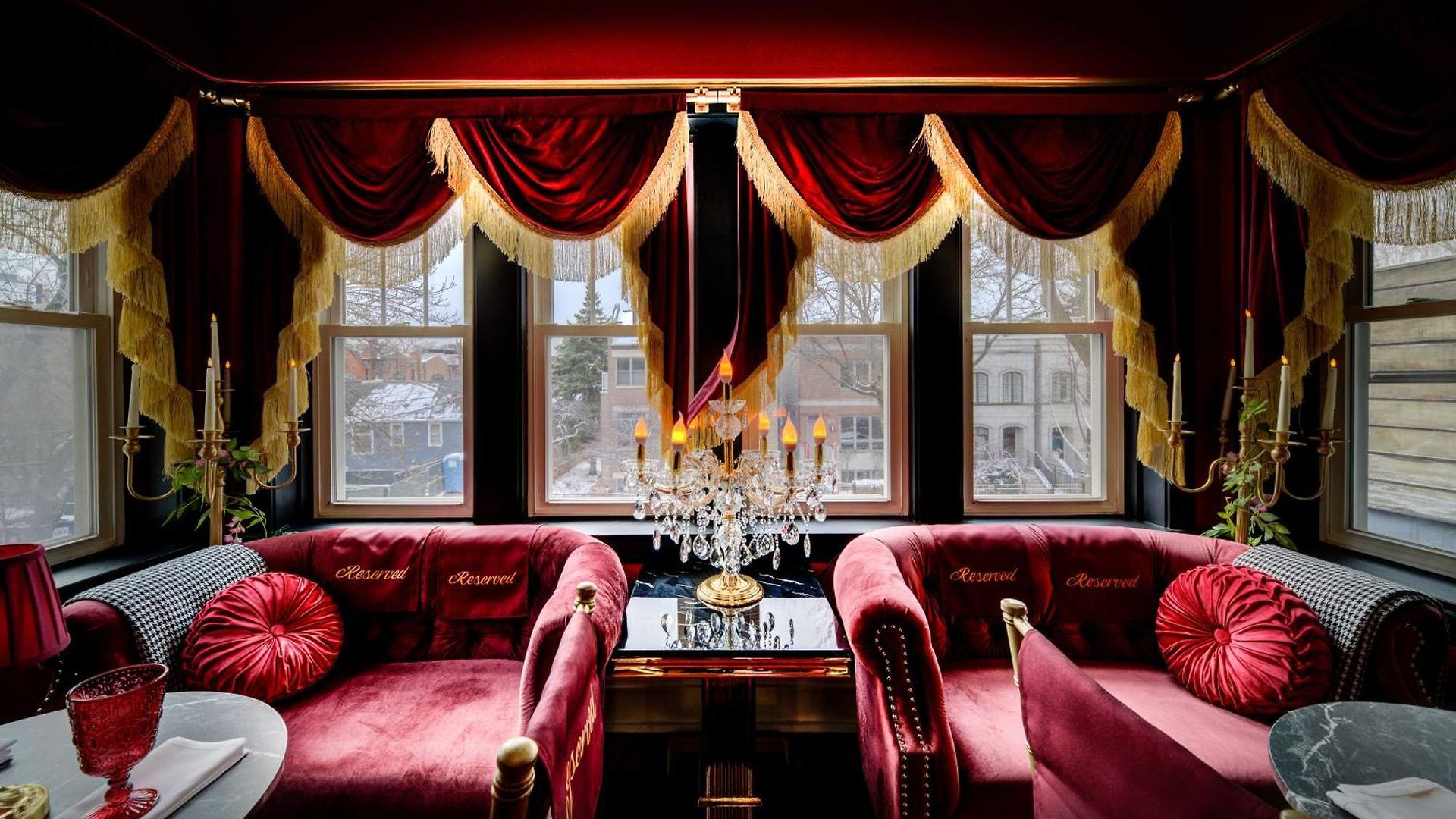 The Twin Lions: Bespoke Travel W/ Speakeasy* * Chicago