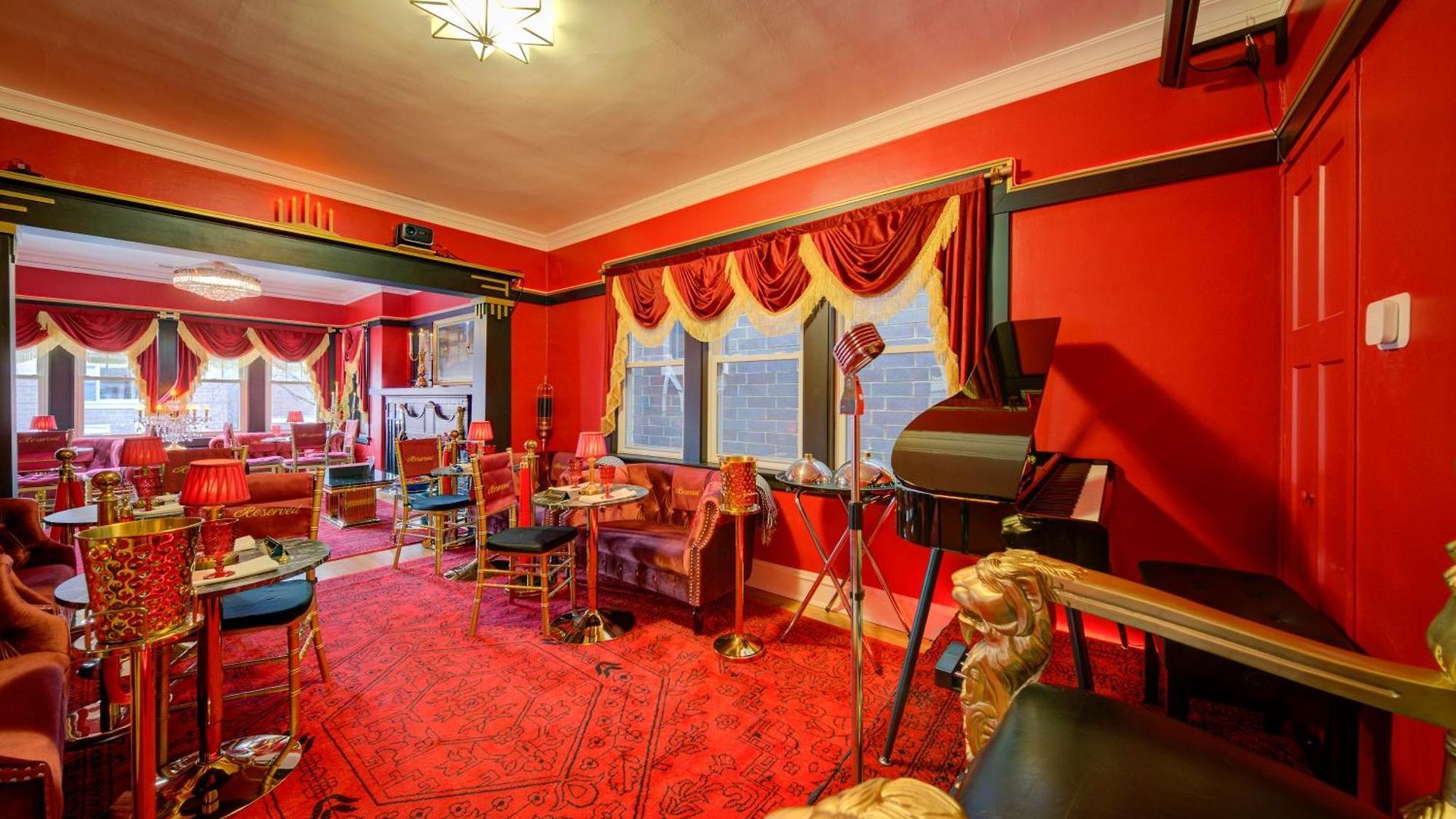 The Twin Lions: Bespoke Travel W/ Speakeasy* *