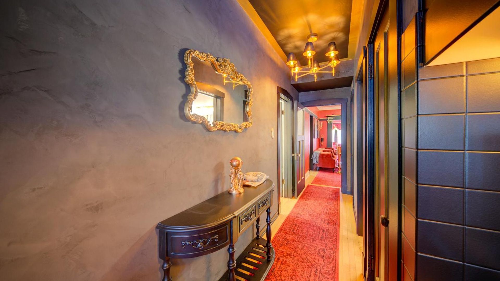 The Twin Lions: Bespoke Travel W/ Speakeasy*