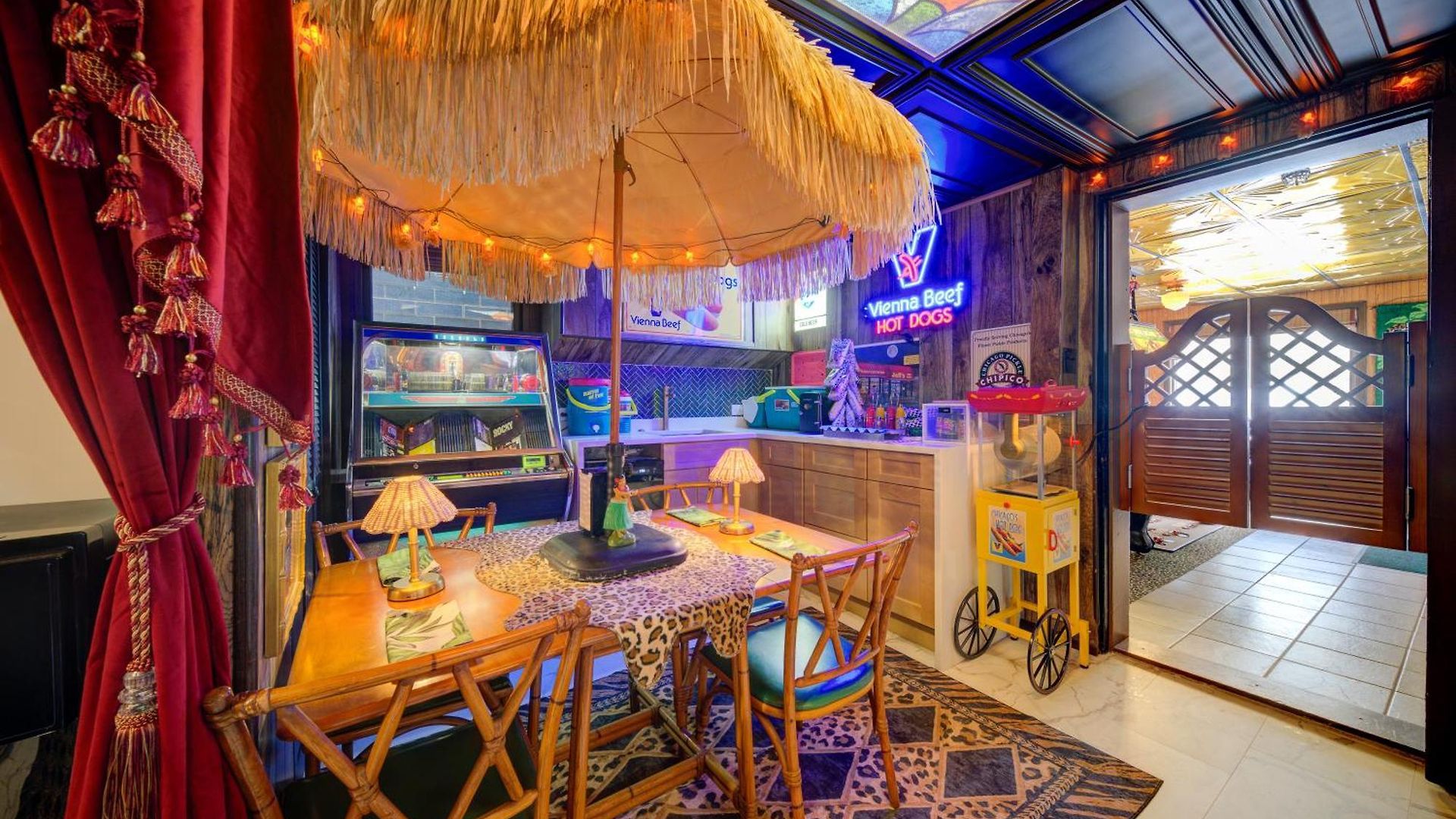 The Twin Lions: Bespoke Travel W/ Speakeasy* *