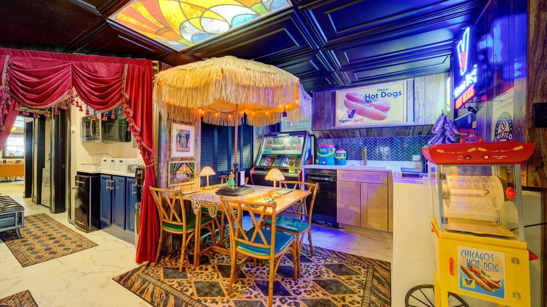 The Twin Lions: Bespoke Travel W/ Speakeasy* * Chicago