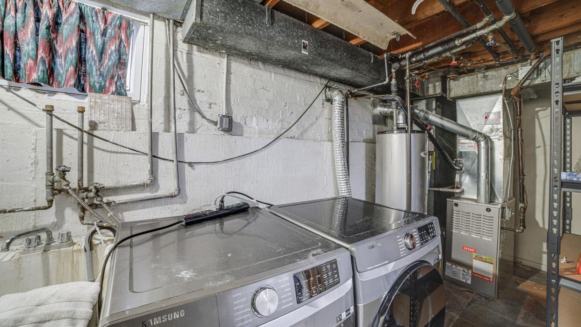 Commuter-friendly In Chicago's South Side Holiday home Chicago