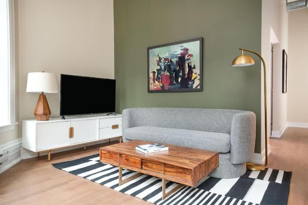 Apartment Livn Millennium Park Downtown Superior 1br