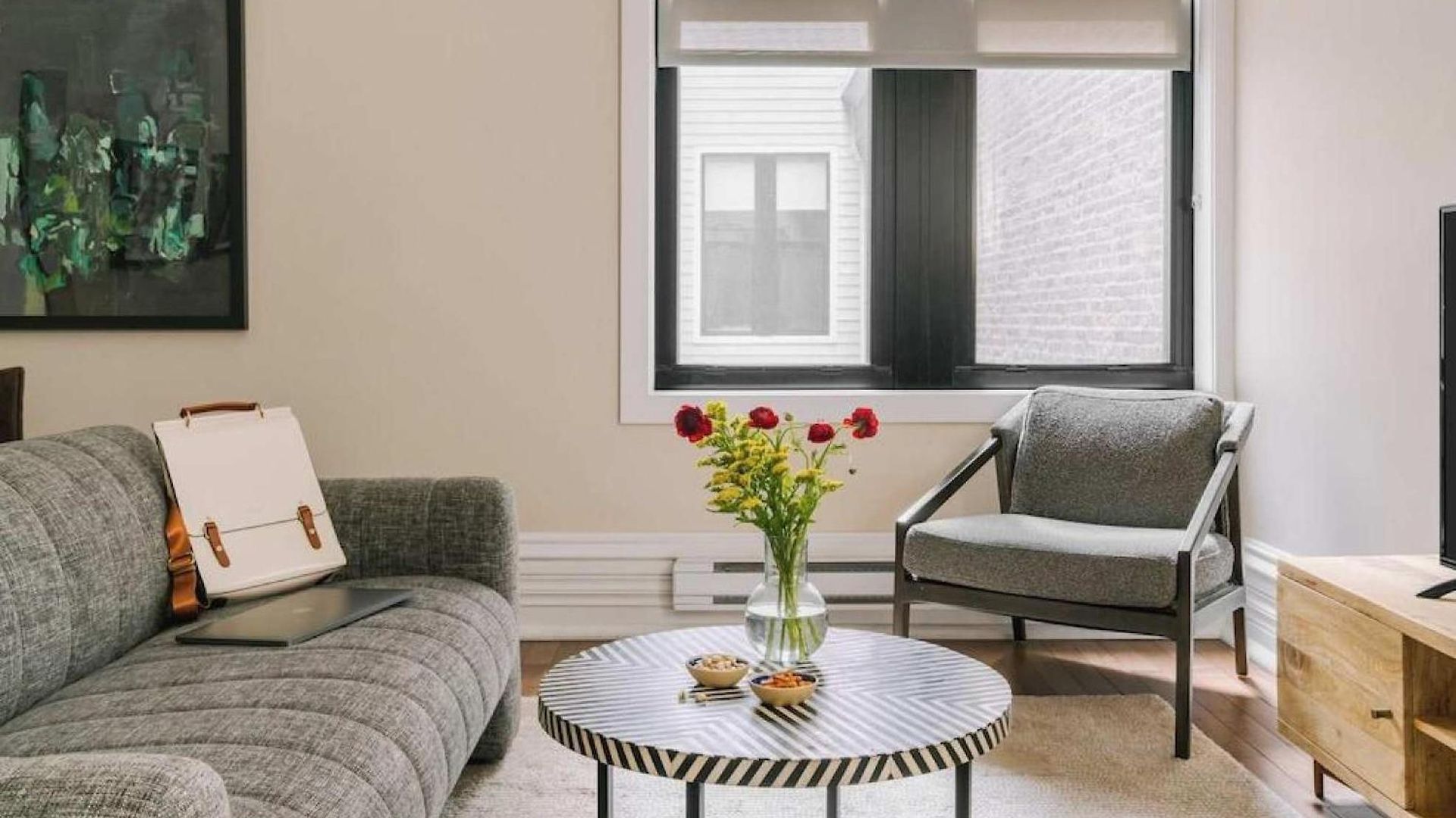 Livn Millennium Park Downtown Prem Apartment Chicago