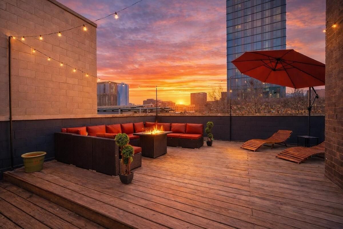 Apartment Huge 5br Heart Of Fulton Market Duplex Of Dreams