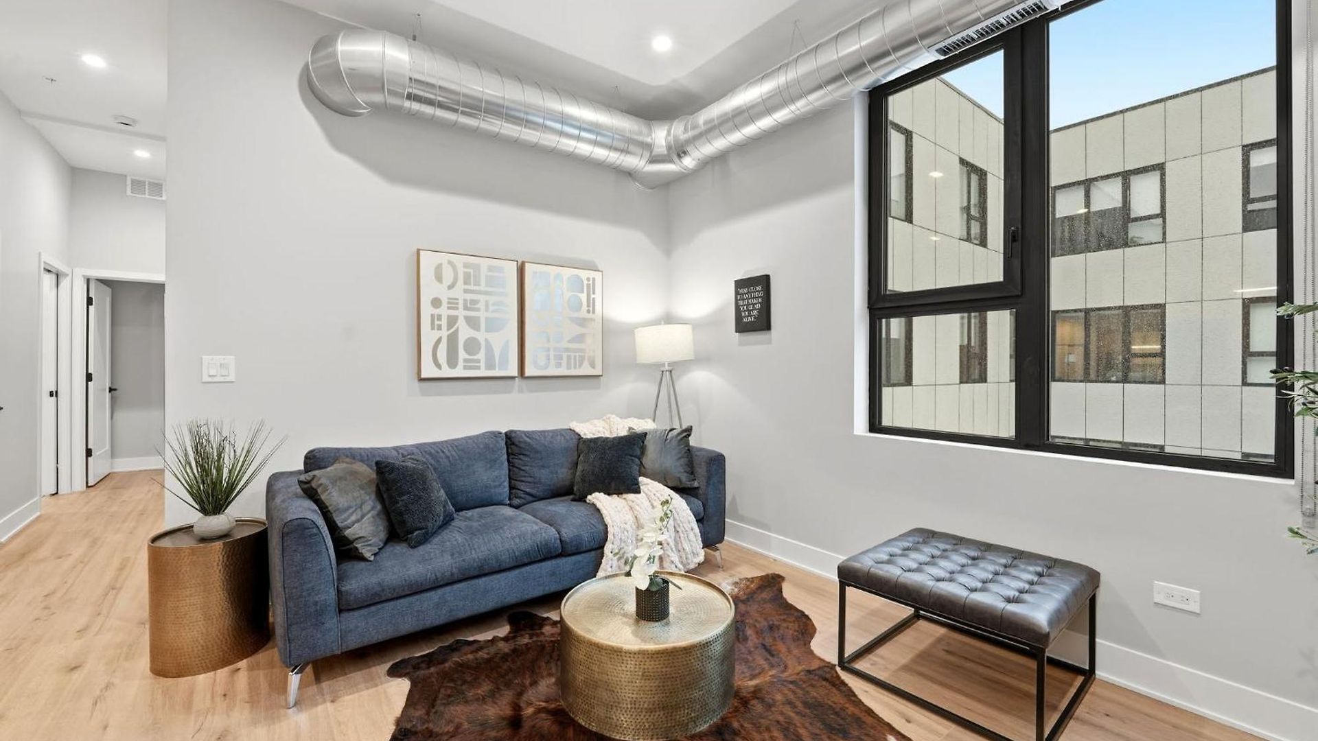Comfy - Gym Free Parking & Modern Amenities